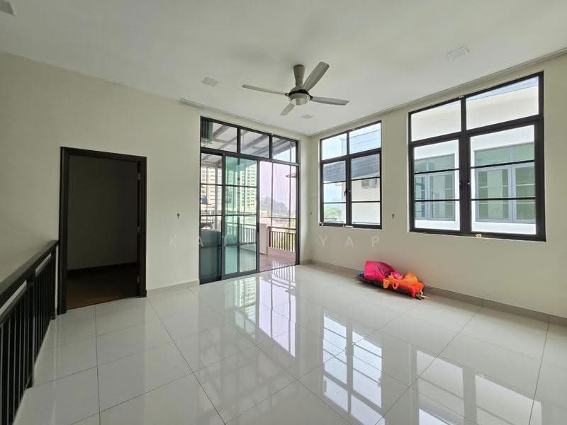 Bungalow House for Sale in Selayang (Selangor) - Kathy Yap - Balcony - PropertyGuru.com.my