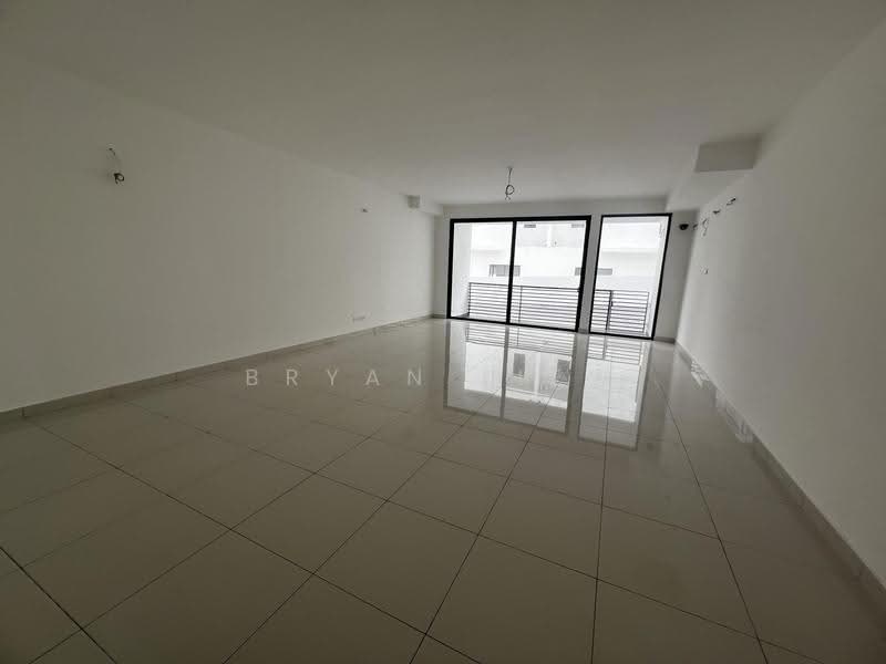 Rumah Teres untuk Dijual di Damansara Perdana (Selangor) - Bryan Liew - Living Room - PropertyGuru.com.my