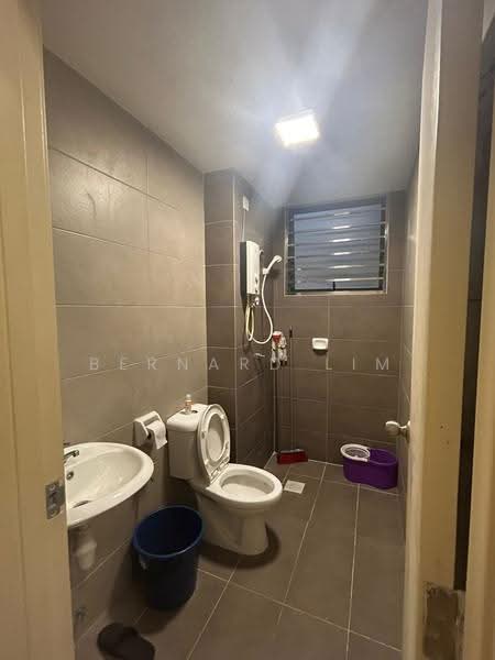 Service Residence for Rent at ARC @ Austin Hills - Bernard Lim - Bathroom - PropertyGuru.com.my