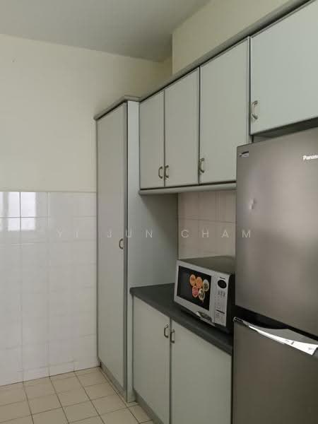 Condominium for Rent at Angkupuri Condominium - Yi Jun Cham - Kitchen - PropertyGuru.com.my
