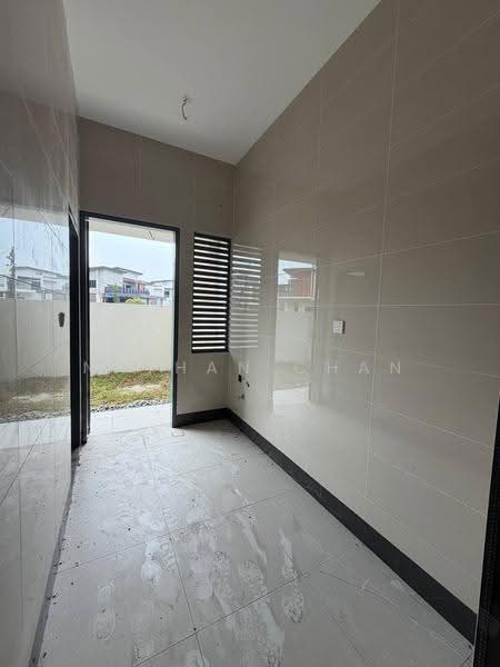 Rumah Berkembar untuk Dijual di Bandar Uda Utama (Johor Bahru) - Nathan Chan - Exterior - PropertyGuru.com.my
