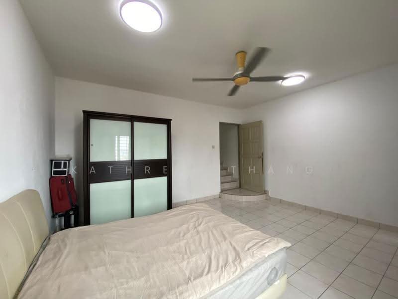 2.5-storey Terraced House for Sale in Taman Bukit Permata (Selayang) - Kathreen Thang - Bedroom - PropertyGuru.com.my