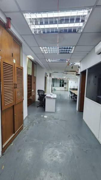 Shop / Office for Sale in Kuchai Lama (Kuala Lumpur) - Surendran Karapiah - Interior - PropertyGuru.com.my