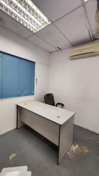 Shop / Office for Sale in Kuchai Lama (Kuala Lumpur) - Surendran Karapiah - Interior - PropertyGuru.com.my