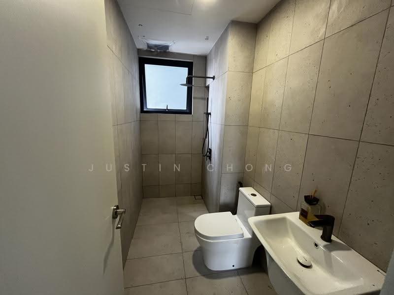 Condominium for Rent at EdgeWood Residences @ SkySanctuary - Justin Chong - Bathroom - PropertyGuru.com.my