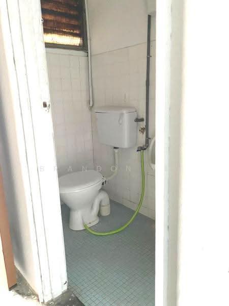 Shop for Rent in Taman Sri Sinar (Segambut) - Brandon Yee - Bathroom - PropertyGuru.com.my