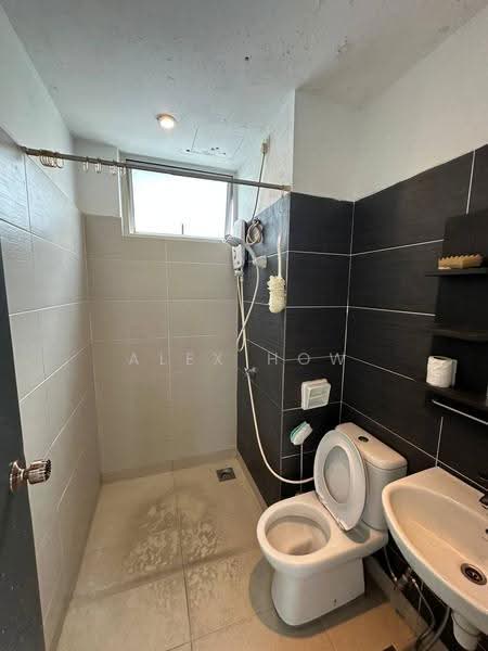 Pangsapuri untuk Disewa di Midori Green (Pangsapuri Hijauan) - Alex How - Bathroom - PropertyGuru.com.my