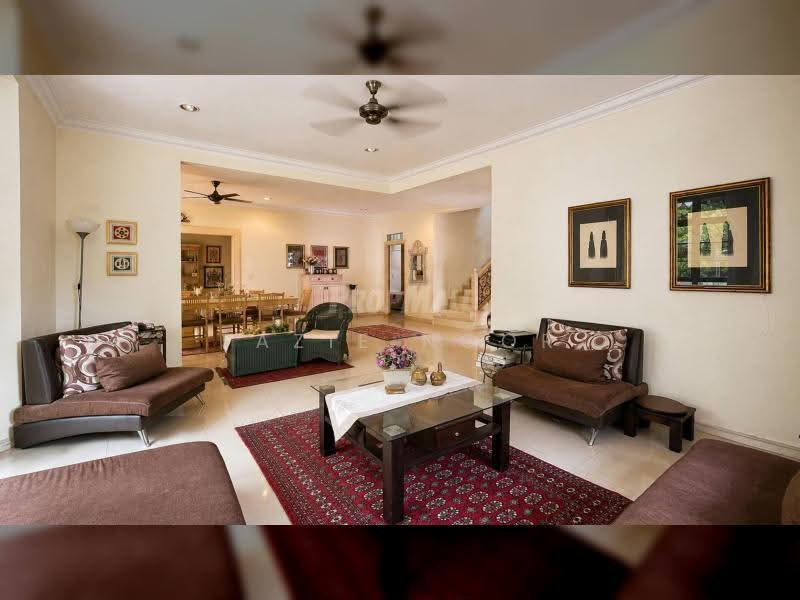 Semi-Detached House for Sale in Shah Alam (Selangor) - Fazie Noor - Living Room - PropertyGuru.com.my