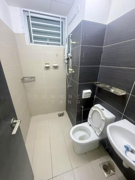 Apartment for Rent at Midori Green (Pangsapuri Hijauan) - Samantha Tang - Bathroom - PropertyGuru.com.my