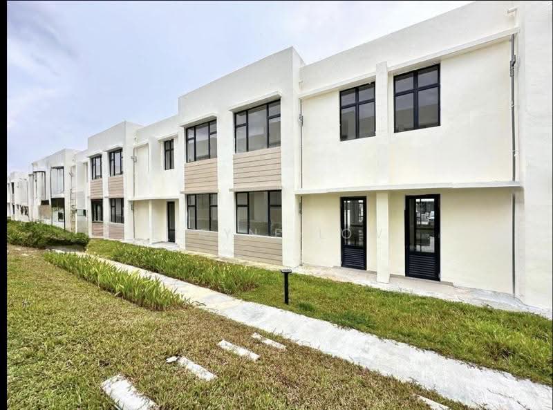 Rumah Teres 2-Tingkat untuk Disewa di Taman Damansara Aliff (Tampoi) - Elayne Low - Exterior - PropertyGuru.com.my