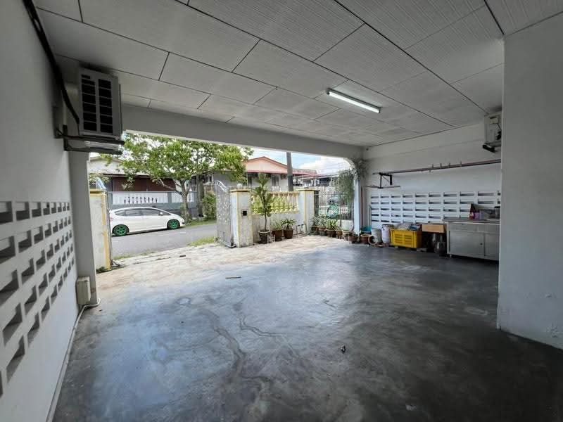 1-storey Terraced House for Sale in Taman Zamrud (Ulu Tiram) - Elunna Ng - PropertyGuru.com.my
