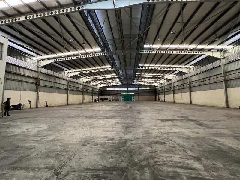 Detached Factory for Rent in Glenmarie (Selangor) - Edward Pek Thian Kor - Interior - PropertyGuru.com.my