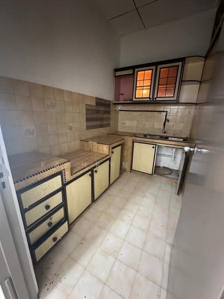 Terraced House for Rent in Bayan Baru (Penang) - Kathryn Lee - Kitchen - PropertyGuru.com.my