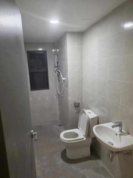 Kediaman Servis untuk Disewa di M Arisa - Justin Lai - Bathroom - PropertyGuru.com.my