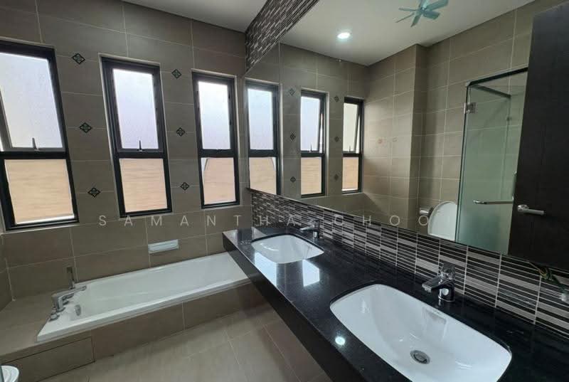2.5-storey Terraced House for Sale in Taman Taynton View (Cheras) - Samantha Chooi - Bathroom - PropertyGuru.com.my