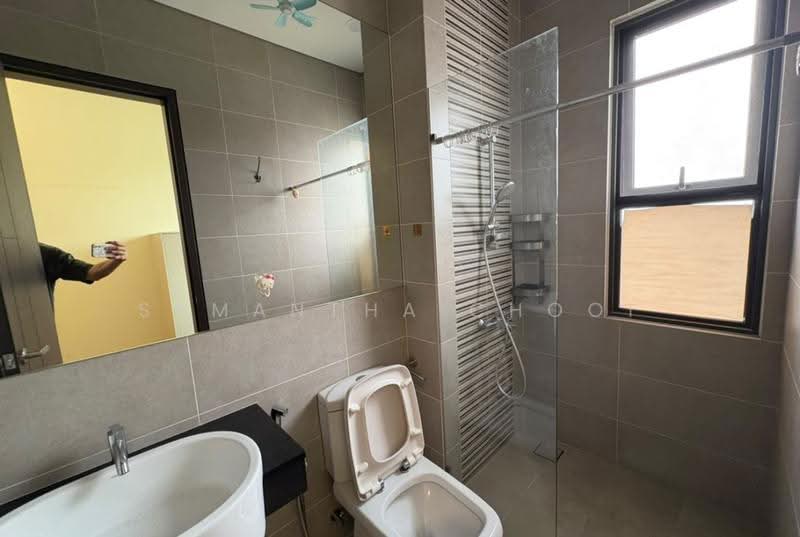 2.5-storey Terraced House for Sale in Taman Taynton View (Cheras) - Samantha Chooi - Bathroom - PropertyGuru.com.my