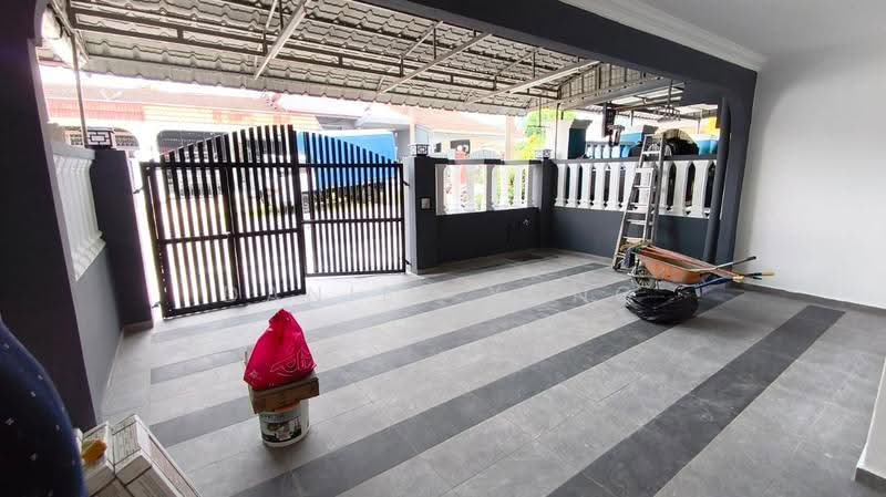 1-storey Terraced House for Sale in Taman Sri Skudai (Skudai) - Daniel Yong - Exterior - PropertyGuru.com.my