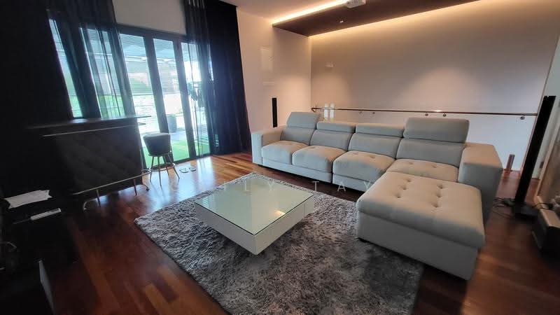 3-storey Terraced House for Sale in Cyberjaya (Selangor) - Gaily Tay - Living Room - PropertyGuru.com.my