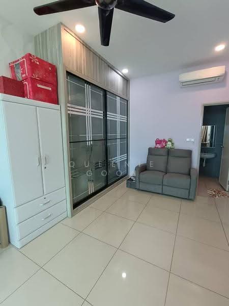 Kondominium untuk Dijual di Solaria Residences - Queenie Goon - Living Room - PropertyGuru.com.my