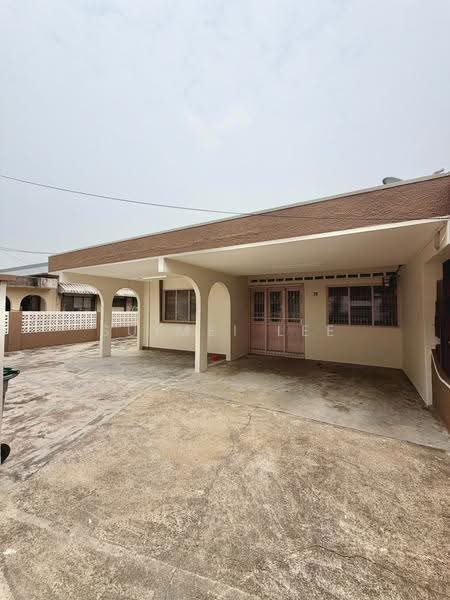 Semi-Detached House for Rent in Taman Century (Johor Bahru) - Suimei Lee - Exterior - PropertyGuru.com.my