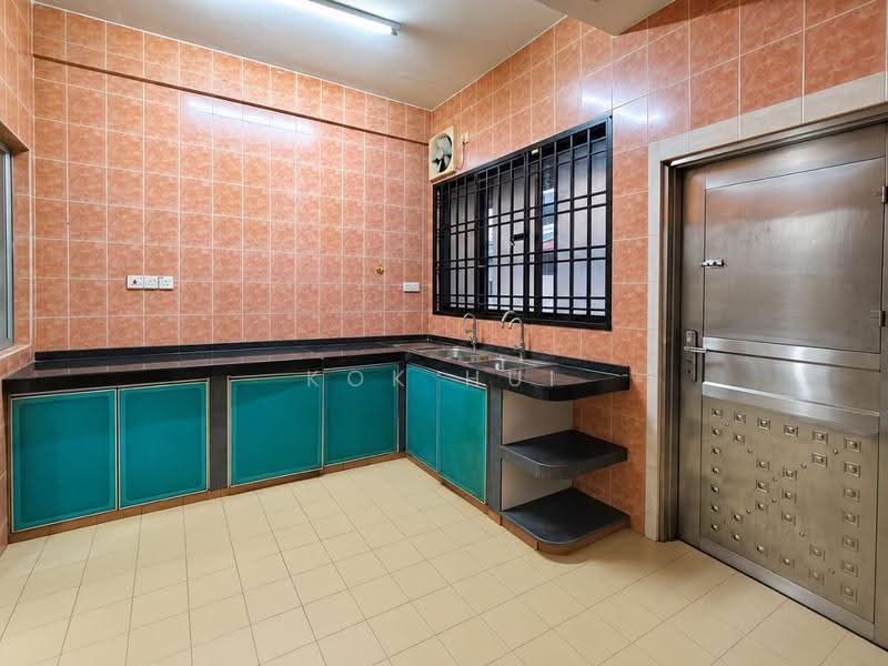 2-storey Terraced House for Sale in Taman Setia Indah (Tebrau) - Kok Hui - Kitchen - PropertyGuru.com.my