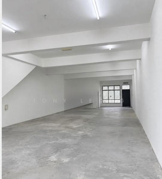 Shop for Rent in Taman Puncak Jalil (Seri Kembangan) - Tony Leong - Interior - PropertyGuru.com.my