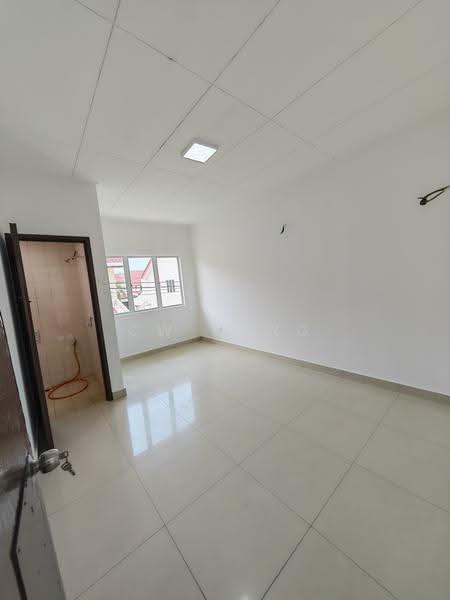 2-storey Terraced House for Sale in TAMAN PUCHONG UTAMA (Puchong) - CW Kong - Interior - PropertyGuru.com.my