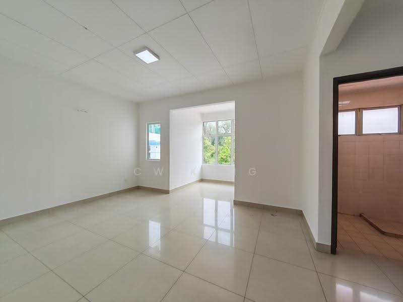 2-storey Terraced House for Sale in TAMAN PUCHONG UTAMA (Puchong) - CW Kong - Interior - PropertyGuru.com.my