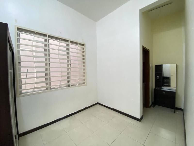 Semi-Detached House for Sale in Bangi (Selangor) - Mahirah . - Interior - PropertyGuru.com.my