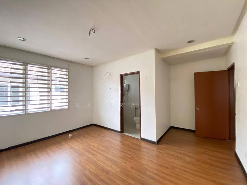 Semi-Detached House for Sale in Bangi (Selangor) - Mahirah . - Interior - PropertyGuru.com.my