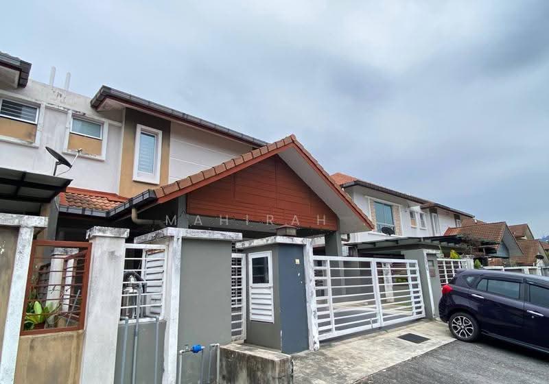 Semi-Detached House for Sale in Bangi (Selangor) - Mahirah . - Exterior - PropertyGuru.com.my