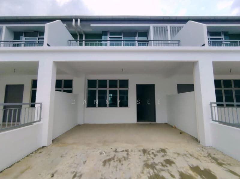 2-storey Terraced House for Sale in Kangkar Pulai (Skudai) - Danny See - Exterior - PropertyGuru.com.my