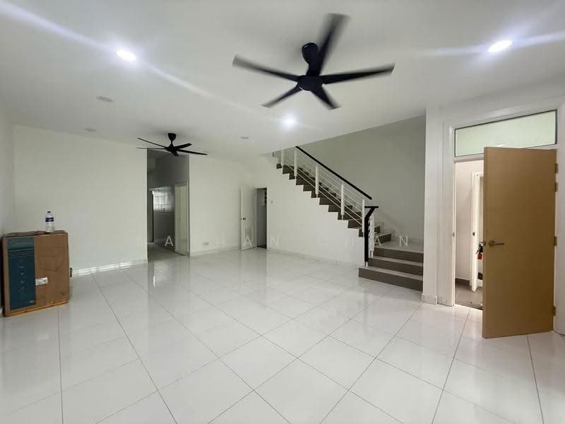 2-storey Terraced House for Sale in Taman Dato Onn (Johor Bahru) - Nathan Chan - Living Room - PropertyGuru.com.my