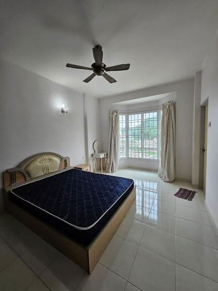 Kondominium untuk Disewa di Regency Heights Condo - Leong . - Bedroom - PropertyGuru.com.my