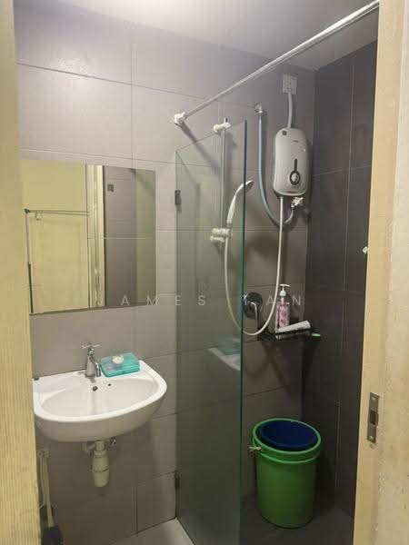 Service Residence for Rent at Avenue D'Vogue - James Tan - Bathroom - PropertyGuru.com.my