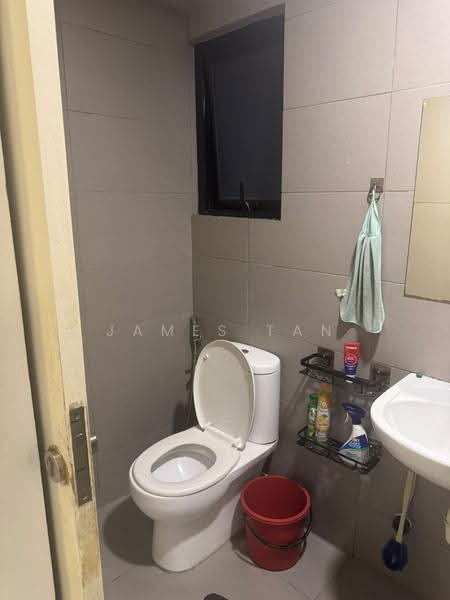 Service Residence for Rent at Avenue D'Vogue - James Tan - Bathroom - PropertyGuru.com.my