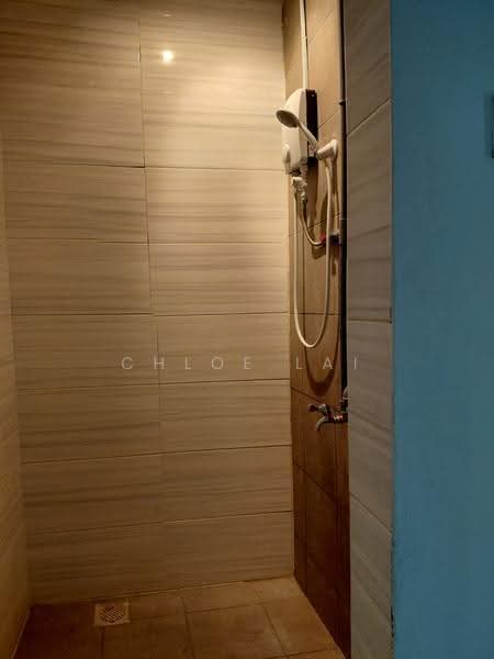 Shop / Office for Rent in Taman Century (Johor Bahru) - Chloe Lai - Bathroom - PropertyGuru.com.my