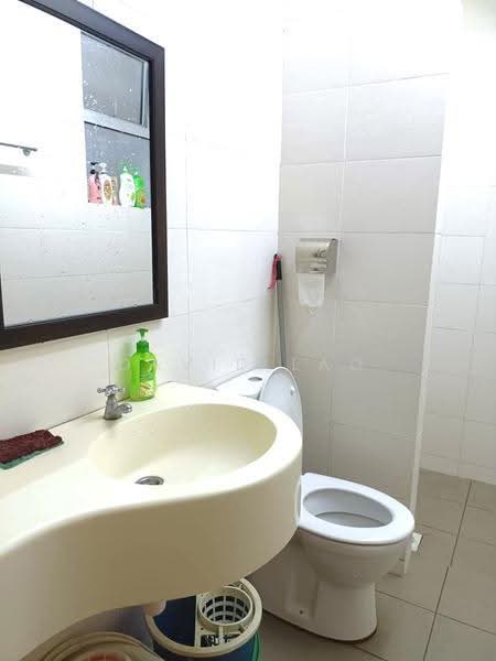 Service Residence for Rent at Platinum Lake PV 21 - David Lao - Bathroom - PropertyGuru.com.my
