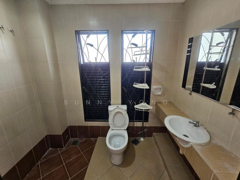 Rumah Teres 2-Tingkat untuk Dijual di Bandar Kinrara (Selangor) - SUNNY YONG - Bathroom - PropertyGuru.com.my
