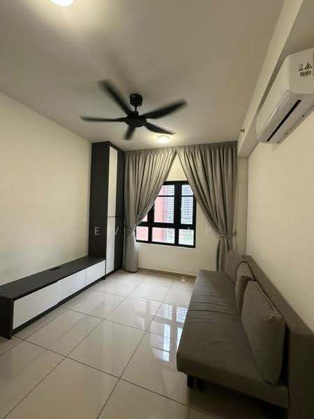 Kediaman Servis untuk Disewa di D'Vine - Eva Yap - Living Room - PropertyGuru.com.my