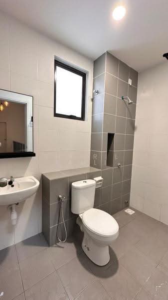 Terraced House for Sale in Eco Grandeur (Puncak Alam) - Shahril Ramli - Bathroom - PropertyGuru.com.my