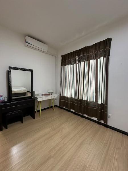 Kondominium untuk Dijual di Lido Avenue - Peter Ting - Bedroom - PropertyGuru.com.my