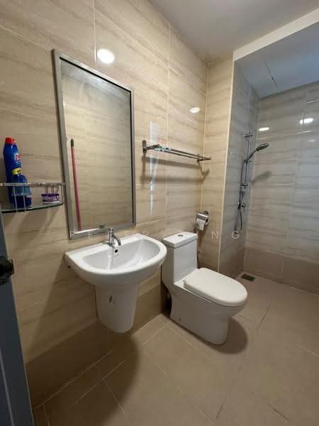 Kondominium untuk Dijual di Lido Avenue - Peter Ting - Bathroom - PropertyGuru.com.my