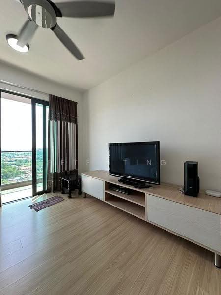 Kondominium untuk Dijual di Lido Avenue - Peter Ting - Living Room - PropertyGuru.com.my