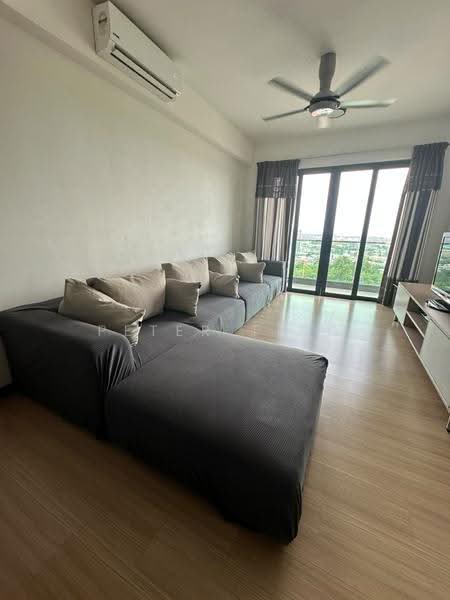 Kondominium untuk Dijual di Lido Avenue - Peter Ting - Living Room - PropertyGuru.com.my