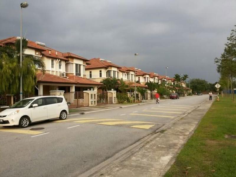 Semi-Detached House for Sale in Shah Alam (Selangor) - Irene Tan - Exterior - PropertyGuru.com.my