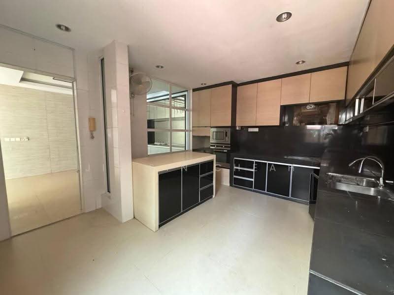 Cluster House for Sale in Taman Sutera Utama (Skudai) - Jit Sin Cheah - Kitchen - PropertyGuru.com.my