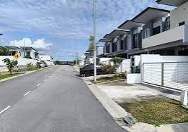 Rumah Teres 2-Tingkat untuk Dijual di Semenyih (Selangor) - Fifi Natasya - Exterior - PropertyGuru.com.my
