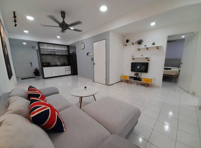 Kondominium untuk Dijual di The Maxxon - Aaron Soh - Living Room - PropertyGuru.com.my