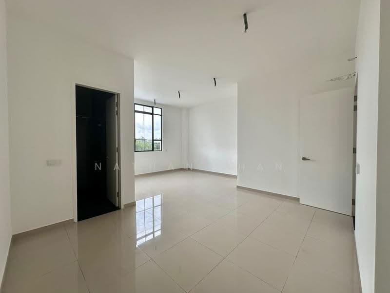 2-storey Terraced House for Sale in Bandar Seri Alam (Masai) - Nathan Chan - Interior - PropertyGuru.com.my